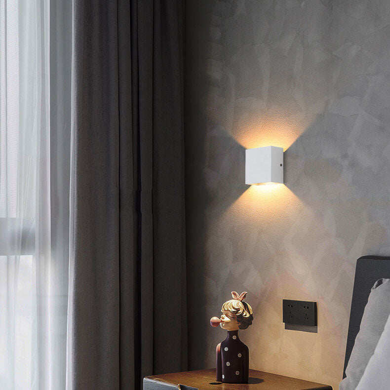 Modern Square LED Wall Sconce 1-Light