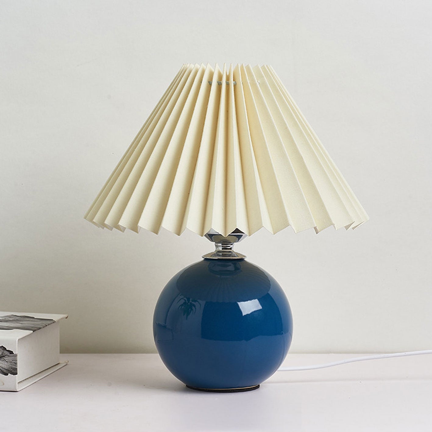 Nordic Ceramic Pleated Table Light | 1-Light