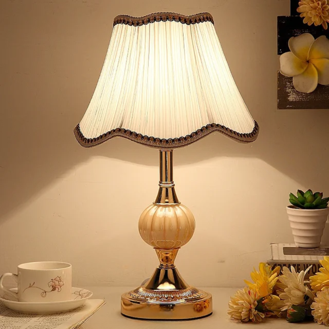 Vintage Floral Fabric Round Table Lamp With Glass Base 1-Light