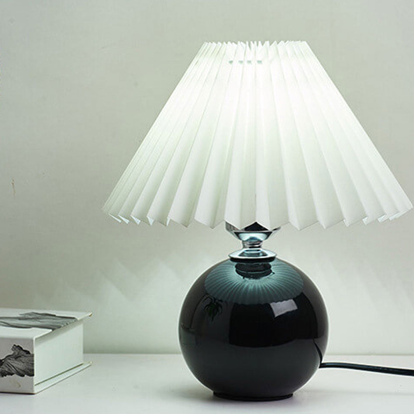 Nordic Ceramic Pleated Table Light | 1-Light