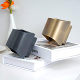 Modern Curved Brass LED Wall Sconce 1-Light