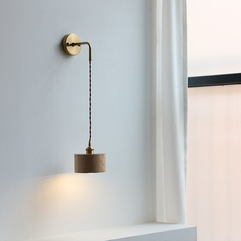 Scandinavian Brass Wood Wall Sconce Lamp 1-Light